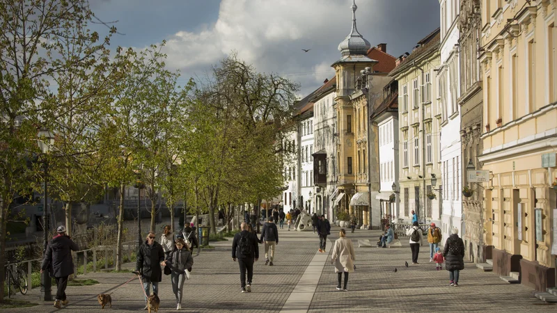Fotografija: Stigma, povezana z duševnim zdravjem, je še vedno velik problem, tako med posamezniki kot na ravni celotne družbe. FOTO: Jure Eržen/Delo