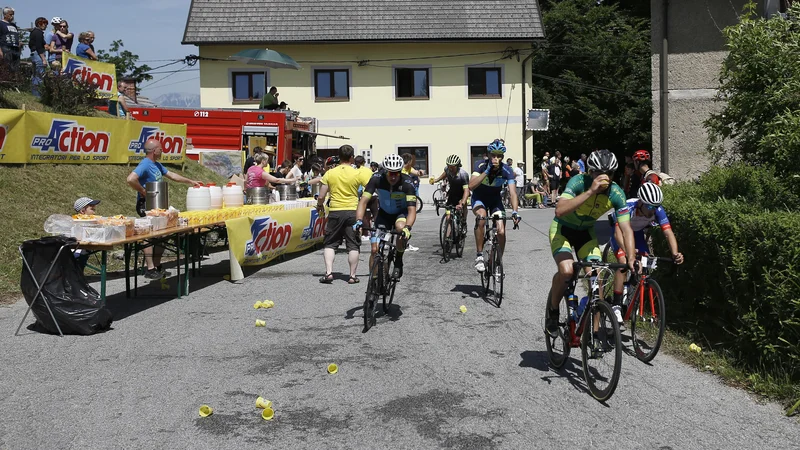 Fotografija: Pomembno je, da ne preskakujete vožnje med tednom z mislijo, da boste vse nadomestili med vikendom, ki se že sveti v vaših mislih. FOTO: Blaž Samec/Delo