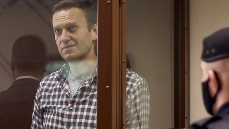 Fotografija: Aleksej Navalni je potrdil, da ga je v kazenski koloniji obiskal inšpektor ruskega preiskovalnega odbora, ki se ukvarja s hudimi zločini. FOTO: Reuters