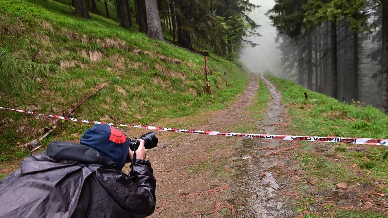 Fotografija: Državno tožilstvo je v torek zaseglo nadzorno kamero, ki je posnela nedeljsko dogajanje. FOTO: Miguel Medina/AFP