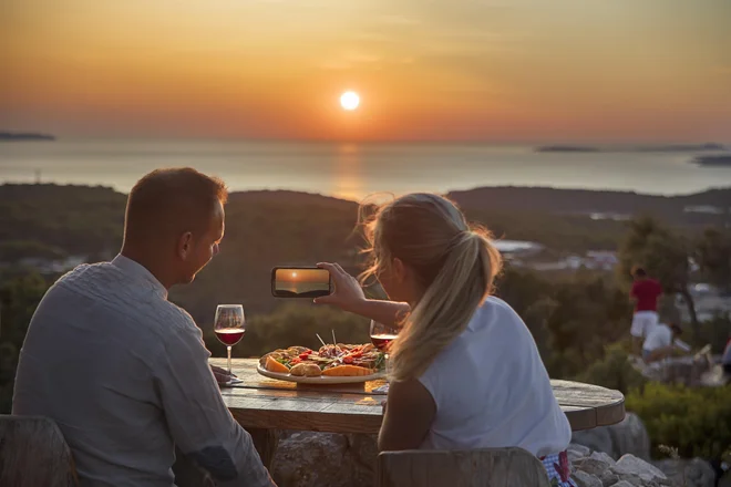 Lošinj vabi, da ga obiščete. FOTO: Hrvoje Serdar&nbsp;