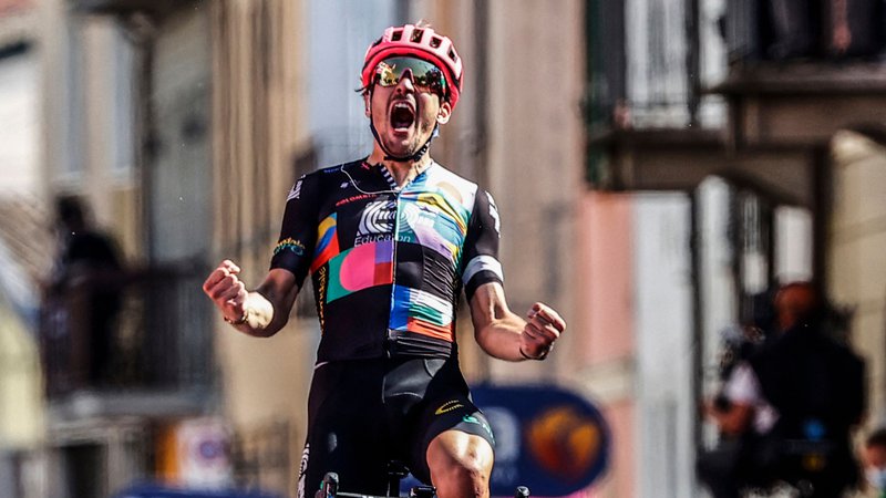 Fotografija: Alberto Bettiol se je razveselil zmage v 18. etapi. FOTO: Luca Bettini/AFP