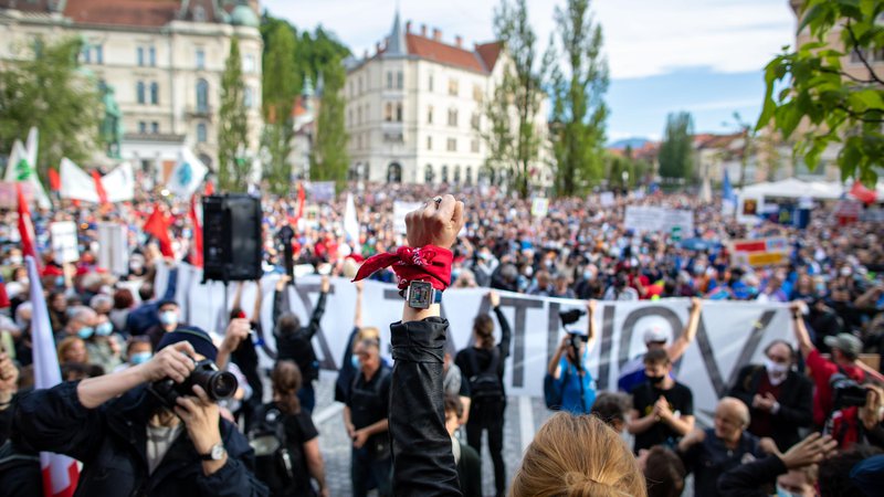 Fotografija: Ocene glede števila udeležencev protesta se gibljejo med 20 in 40 tisoč. FOTO: Voranc Vogel/Delo