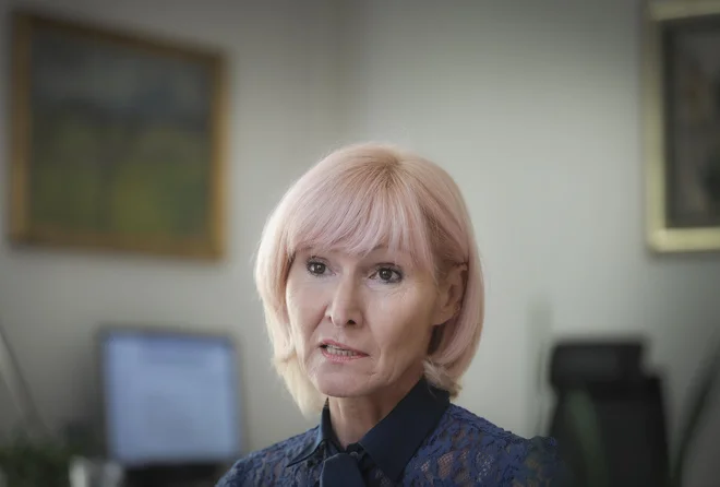Lilijana Kozlovič je premieru odstopno izjavo poslala v petek. Zaradi vladnega sklepa nemirno tudi v ostanku SMC. FOTO: Jože Suhadolnik