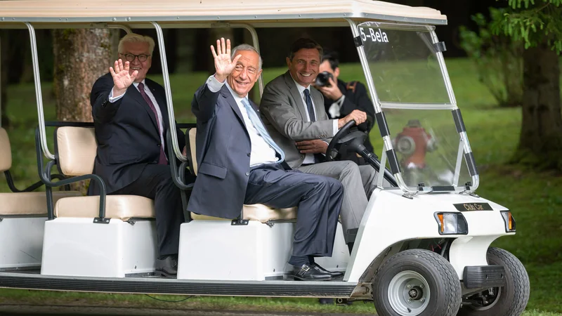 Predsednik države Borut Pahor je poudaril, da je sicer glede odločitev vlade in parlamenta zelo zadržan. FOTO: Jure Makovec/AFP