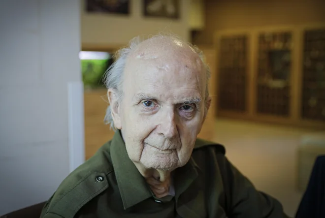 &raquo;Za inštitut so bili disidenti pridobitev, ker so bili vsi inovativni, torej najsposobnejši raziskovalci,&laquo; pravi Stane Saksida. Foto Jože Suhadolnik/Delo