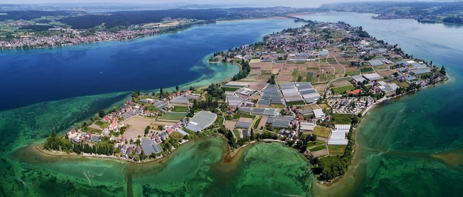 Samostanski otok Reichenau na Bodenskem jezeru, Unescova kulturna dediščina. FOTO: Nemška turistična organizacija/Ben Wiesenfahrt