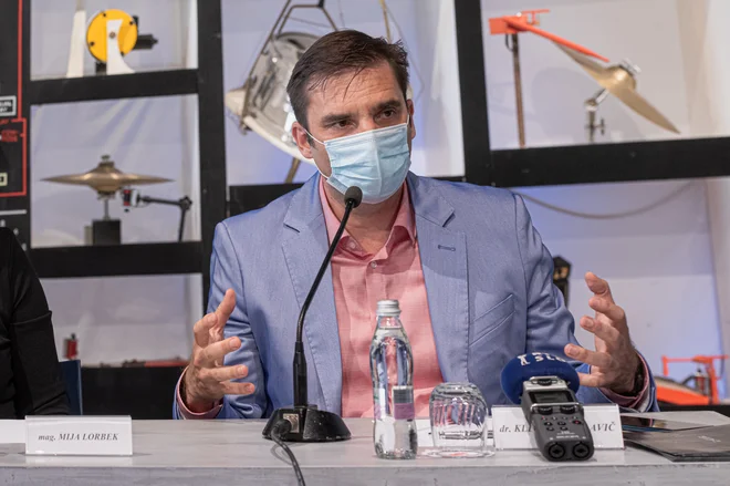 &raquo;S tem spodbujamo generacije k ustvarjalnosti, kar bo imelo za posledico bolj živahno podjetništvo in več kadra, ki je zaposljiv v visokotehnoloških podjetjih,&laquo; meni novogoriški župan Klemen Miklavič. FOTO: Mateja Pelikan