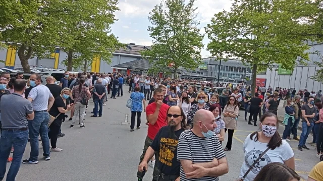 Fotografija: Jutri cepljenja z Moderno za nenaročene ne bo. FOTO: bralka