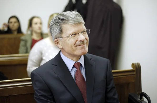 Nekdanji prvi mož NFD Holdinga Stanislav Valant očitkov kaznivih dejanj ni priznal. FOTO: Blaž Samec/Delo