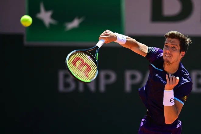 Aljaž Bedene je končal nastope na OP Francije. FOTO: Martin Bureau/AFP