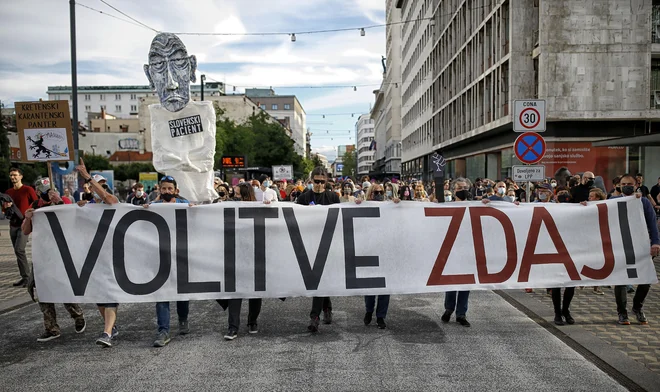 Lahko le angažiranost ljudstva spremeni stvari? FOTO: Blaž Samec/Delo
