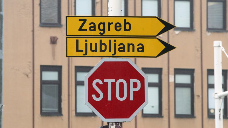 Fotografija: Ne Zagreb je naš ne Možemo (na nacionalni ravni) nista stranki mandarinov. FOTO: Tadej Regent/Delo