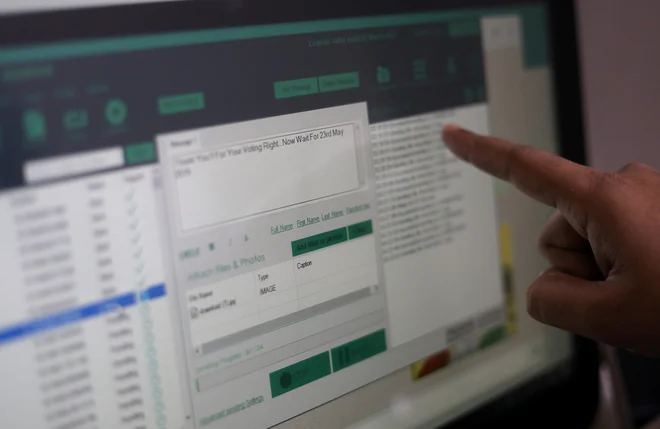 Digitalizirani dokumetni olajšajo delo v podjetju. FOTO:&nbsp; Anushree Fadnavis/Reuters