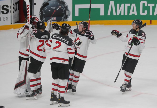 Tako kot na zadnjem prvenstvu, pred dvema letoma v Bratislavi, bodo Kanadčani spet igrali v finalu. FOTO: Vasilij Fedosenko/Reuters