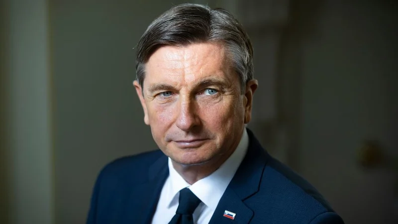 Fotografija: »STA bom odlikoval za 30 let njenega pomembnega poslanstva,« je Borut Pahor izjavil glede odlikovanja Slovenske tiskovne agencije. FOTO: Voranc Vogel/Delo