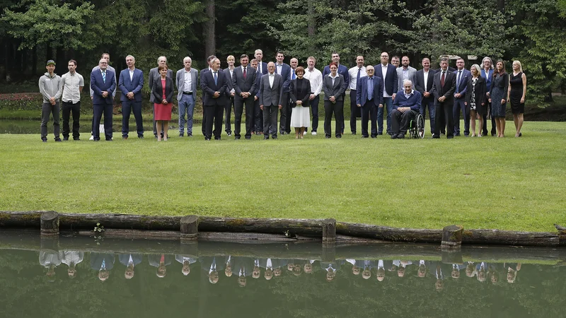 Fotografija: Na odbor za podelitev nagrad in priznanj za leto 2020 je sicer prispelo 88 vlog za 71 nominirancev. Za nagrade je bilo podanih 46 predlogov, za plakete pa 27. FOTO: Leon Vidic/Delo