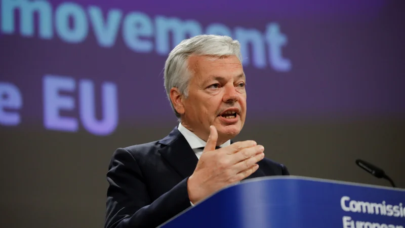 Fotografija: Didier Reynders Slovenijo sprašuje tudi, kako bo mogoč nov postopek, ki bo pregleden in bo zagotavljal neodvisnost tožilcev. FOTO: Olivier Hoslet/Reuters