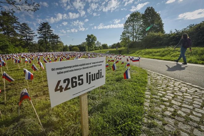 &nbsp;Še bolj temeljito bo treba identificirali šibke točke našega zdravstvenega sistema. FOTO: Jože Suhadolnik/Delo