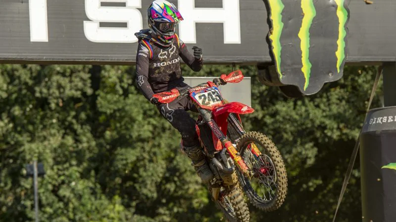 Fotografija: Tim Gajser je bil predober za konkurenco. FOTO: Honda Racing
