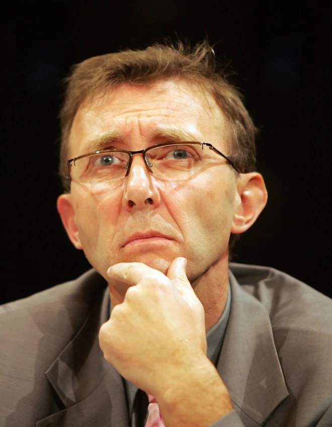 Prof. dr. Branko Zakotnik opozarja na pomen preventive pri rakavih boleznih. FOTO: Blaž Samec/Delo