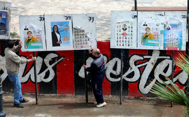 Volitev se je udeležilo okoli 5,6 milijona od 24 milijonov volilnih upravičencev. FOTO: Ramzi Boudina/Reuters