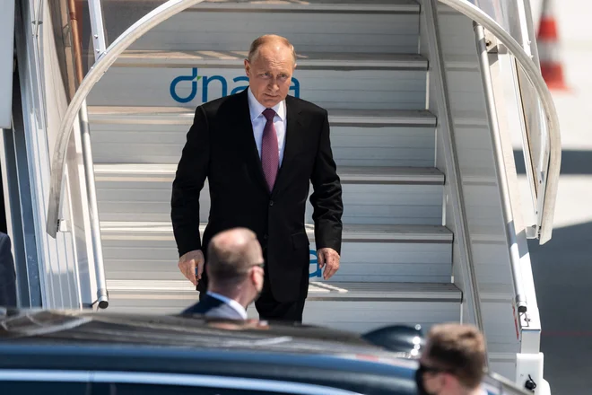 Prispel je Vladimir Putin. FOTO: Alessandro Della Valle/AFP