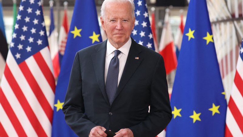 Fotografija: Ameriški predsednik Joe Biden v Bruslju. FOTO: Kenzo Tribouillard/AFP