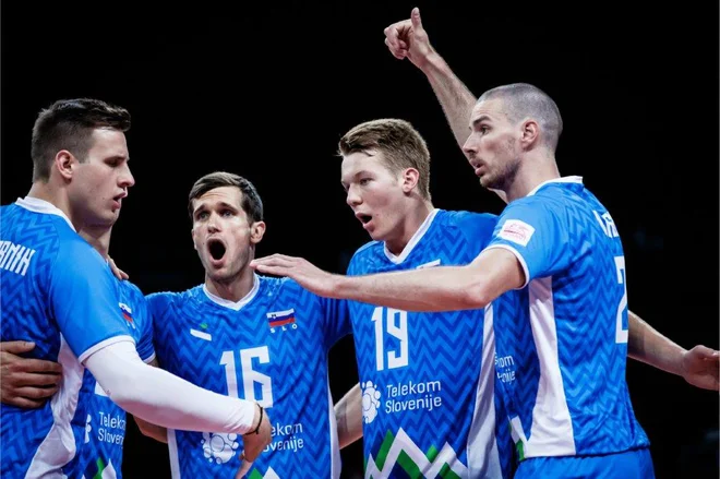 Slovenski odbojkarji so se veselili še osme zmage v ligi narodov. FOTO. FIVB