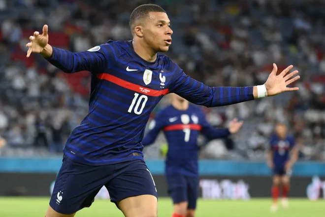 Kylin Mbappe je najvznemirljivejši napadalec na Euru 2020. FOTO: Franck Fife/AFP