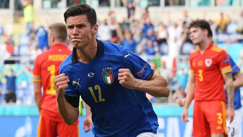 Fotografija: Matteo Pessina je zadel za vodstvo Italije. FOTO: Alberto Lingria/Reuters