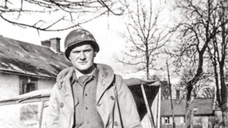 Fotografija: Med drugo svetovno vojno je bil Stevan Dedijer v Belgiji telesni stražar generala Taylorja. FOTO:  avtor neznan