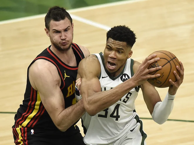 Giannis Antetokounmpo je natresel 25 točk. FOTO: Patrick Mcdermott/AFP
