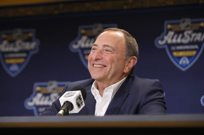 Komisar NHL Gary Bettman je resno opozoril&nbsp;sindikat igralcev, Mednarodno hokejsko zvezo in Mednarodni olimpijski komite. FOTO: Bruce Bennett/AFP