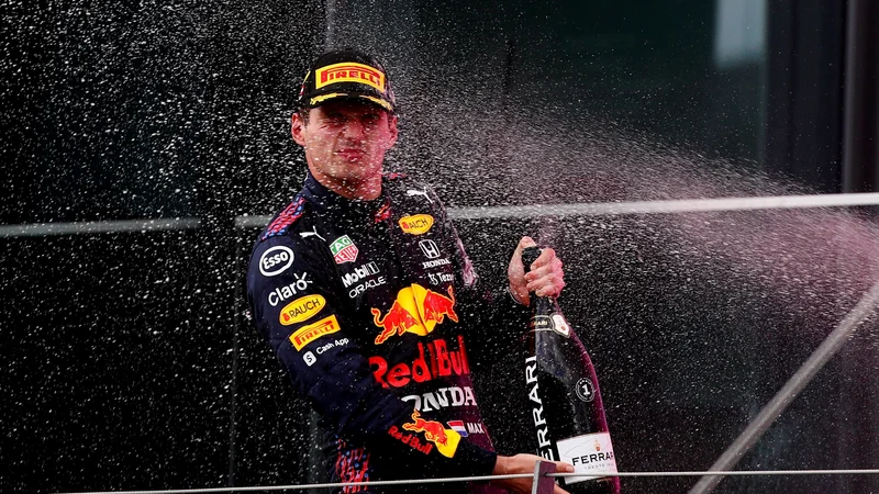 Fotografija: Max Verstappen se v Spielbergu, kjer je že trikrat okusil slast zmage v formuli 1, počuti kot doma. FOTO: Lisi Niesner/Reuters