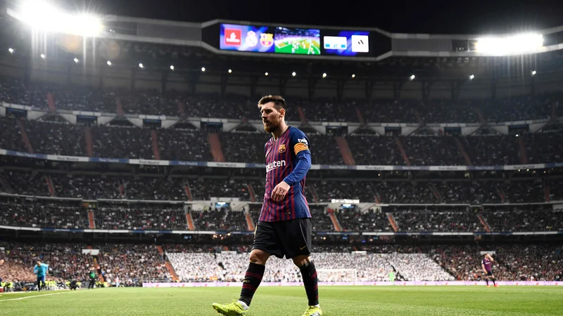 Fotografija: Lionel Messi je simbol Barcelone, pri kateri je že več kot 20 let in tudi še bo. FOTO: Oscar Del Pozo/AFP