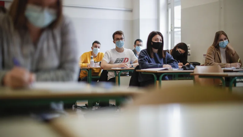 Učenci in dijaki, ki so se v šolskem letu 2019/2020 udeležili tekmovanja in morda celo osvojili zlato priznanje, tega ne morejo uveljavljati pri štipendiji. FOTO: Uroš Hočevar
