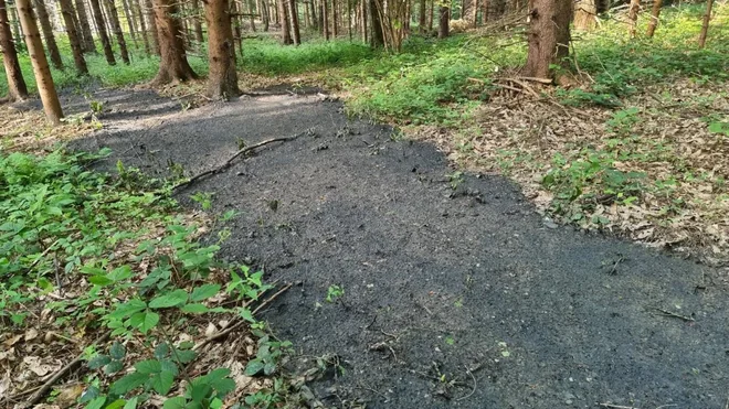 Blato, ki so ga pripisali Komunali Ptuj. FOTO: Občina Hoče - Slivnica