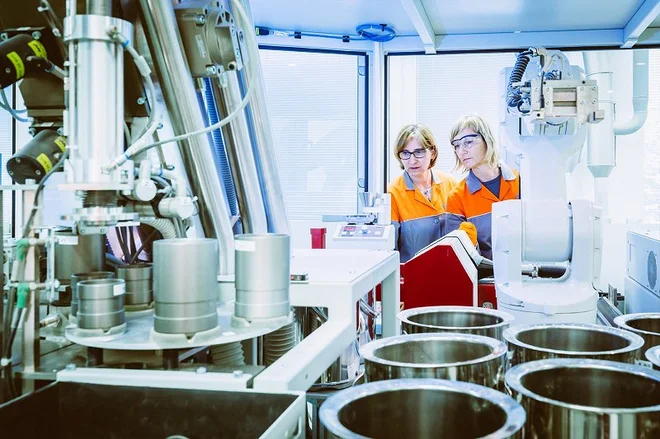 Investicija v razvoj je pomemben steber v podjetju Salonit Anhovo. FOTO: Salonit Anhovo