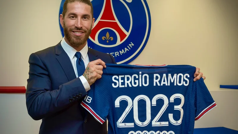 Fotografija: Ramos z novo opremo. FOTO: Paris Saint-Germain