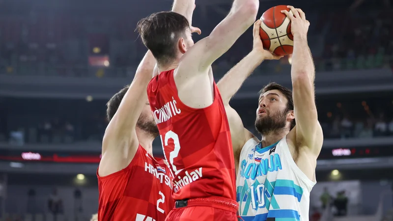 Fotografija: Mike Tobey (na fotografiji) je hitro prepričal slovenske navijače.
FOTO: Kzs/Alesfevzer.com