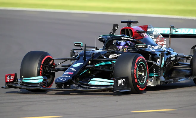 Lewis Hamilton je že sedemkrat zmagal v Silverstonu. FOTO: Peter Cziborra/Reuters