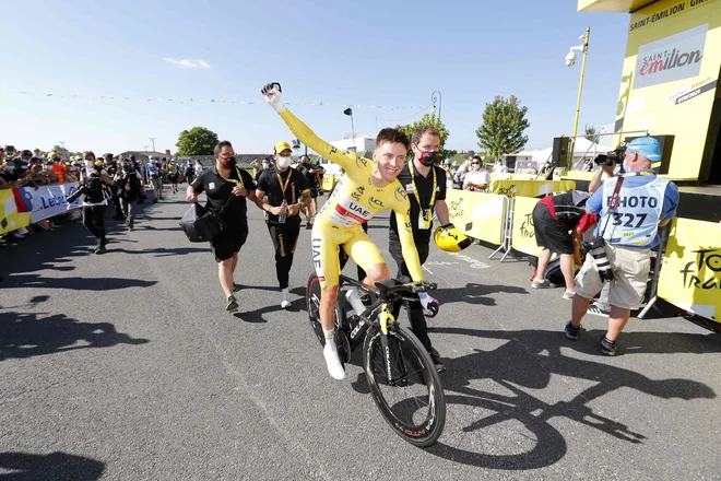 Tadeja Pogačarja jutri čaka že druga parada šampionov v rumenem. FOTO: Tim Van Wichelen/AFP