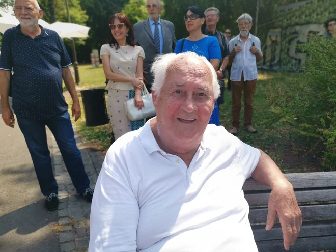 Mika Isaković, pilot in letalski sodnik v nekdanji Jugoslaviji, dedek slovenske reprezentantke v plavanju Sare Isaković FOTO: Milena Zupanič