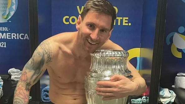 Fotografija: Messi se je fotografiral v slačilnici štadiona Maracana, pri podpisu fotografije na Instagramu pa ni ravno izbiral besed. FOTO: Instagram