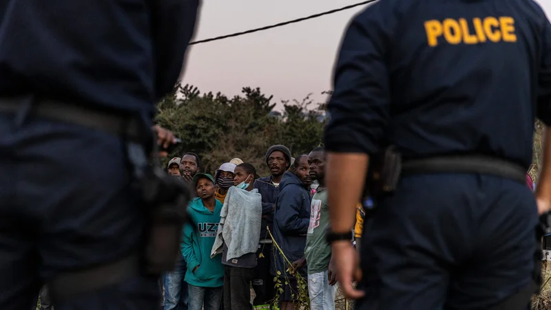 Fotografija: Prizor iz Durbana, središča protestov. Foto: Guillem Sartorio /AFP