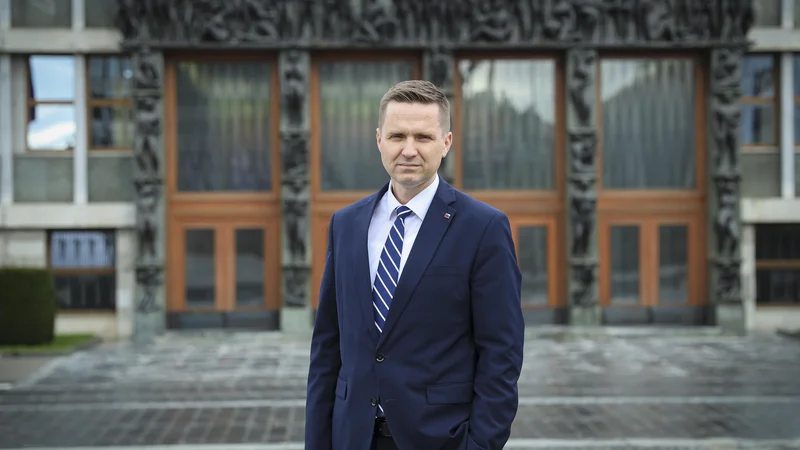 Igor Zorčič, nekdanji podpredsednik SMC, dopušča možnost, da se bo na volitve podal s svojo novo stranko. FOTO: Jože Suhadolnik