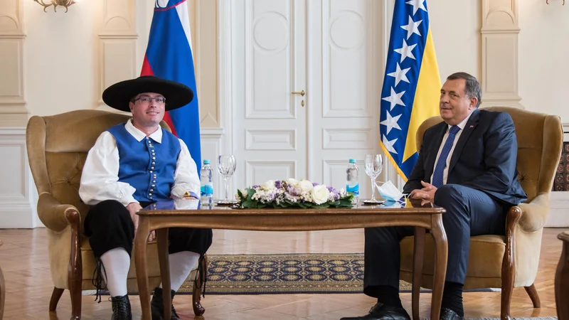 Fotografija: Diplomatski prizori, ki jih v Sloveniji nismo bili vajeni. Foto Predsedstvo BiH