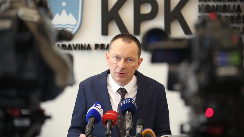 Fotografija: Uroš Novak, namestnik predsednika KPK, se je na zadnjem razpisu potegoval tudi za predsednika. FOTO: Jure Eržen/Delo