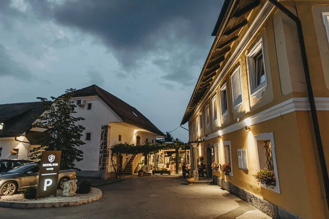 Hotel in restavracijo so med epidemijo temeljito obnovili. FOTO: Vid Rotar